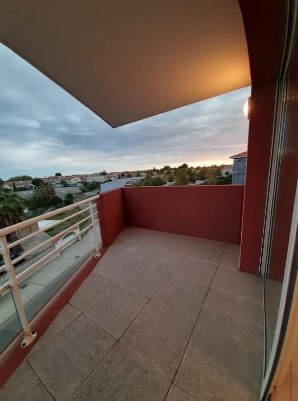 Logement Entier, Calme, Hyper Equipe Saint-Laurent-de-la-Salanque Exterior photo
