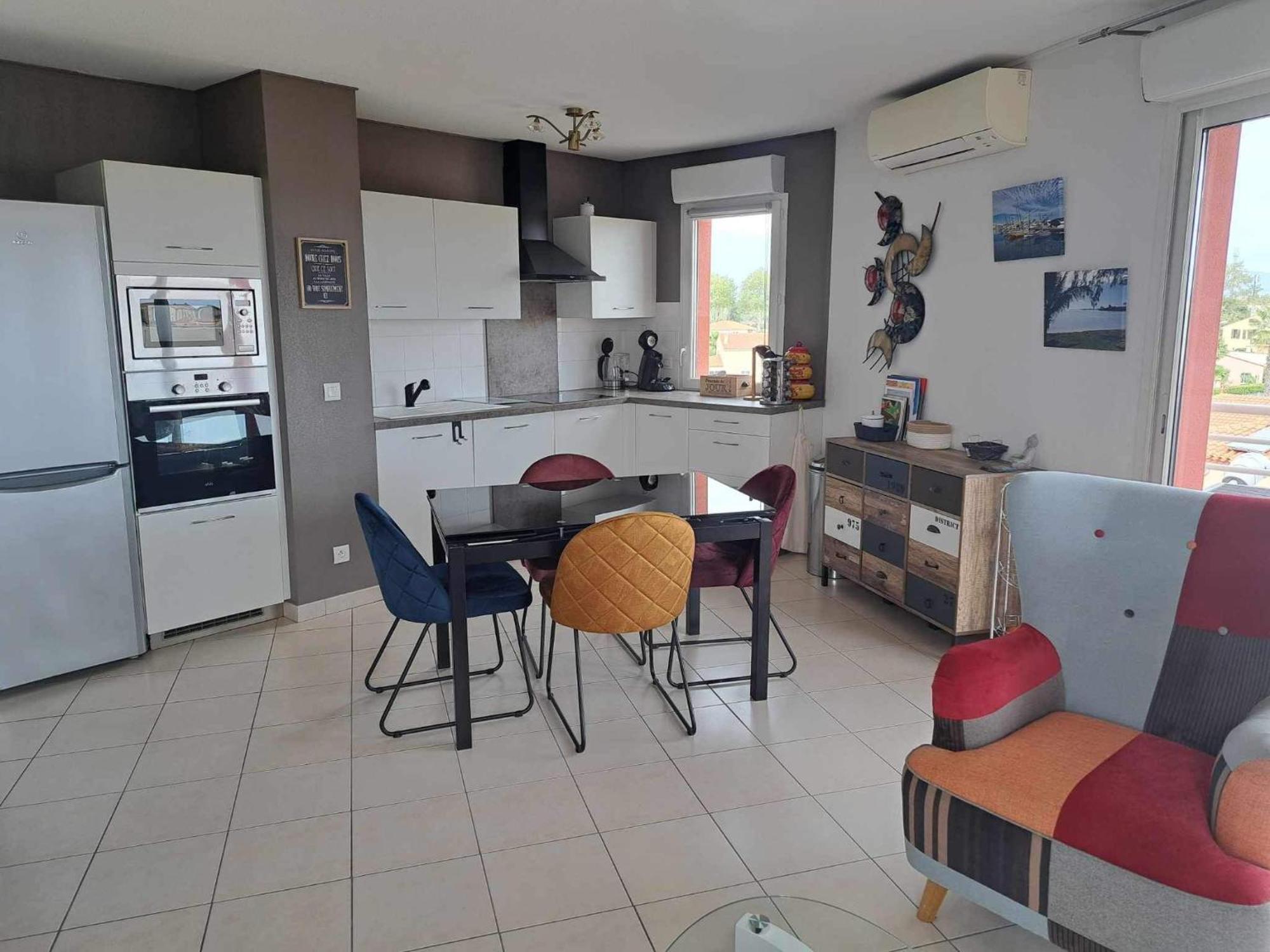 Logement Entier, Calme, Hyper Equipe Saint-Laurent-de-la-Salanque Exterior photo