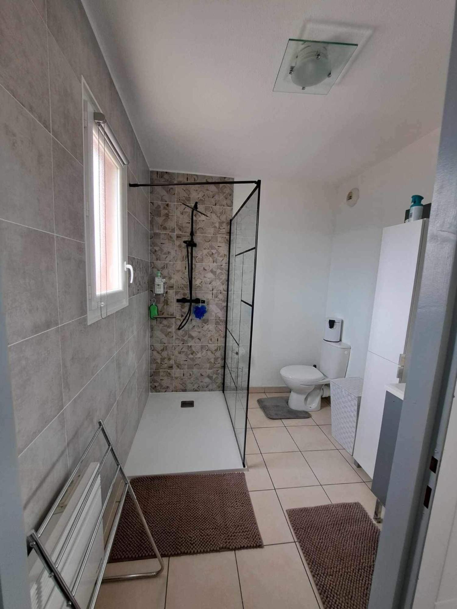 Logement Entier, Calme, Hyper Equipe Saint-Laurent-de-la-Salanque Exterior photo