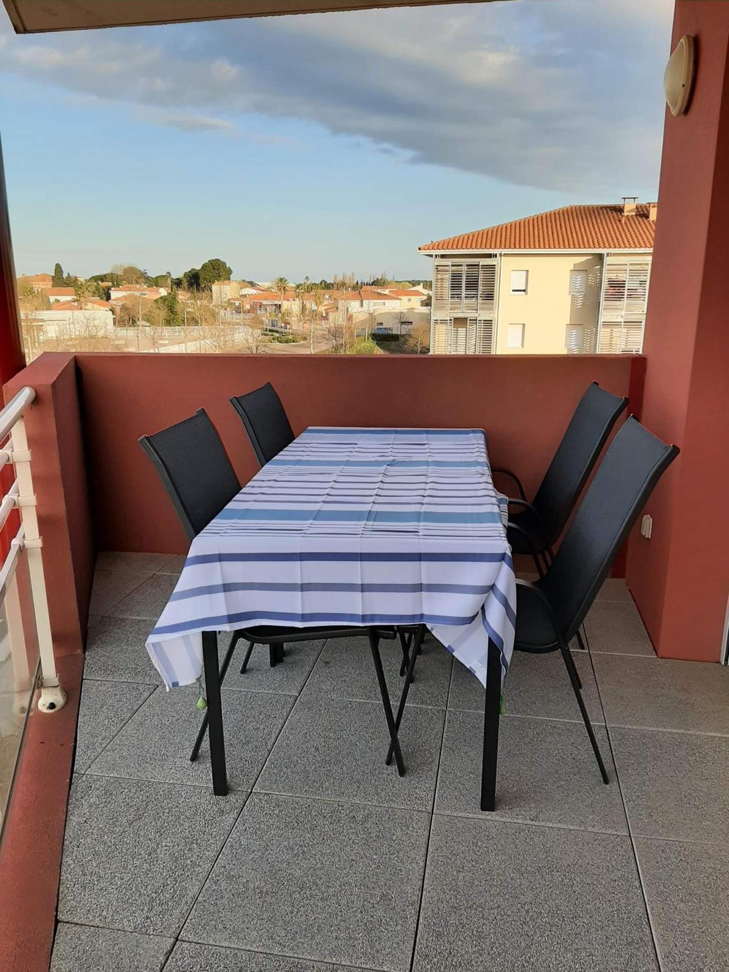 Logement Entier, Calme, Hyper Equipe Saint-Laurent-de-la-Salanque Exterior photo