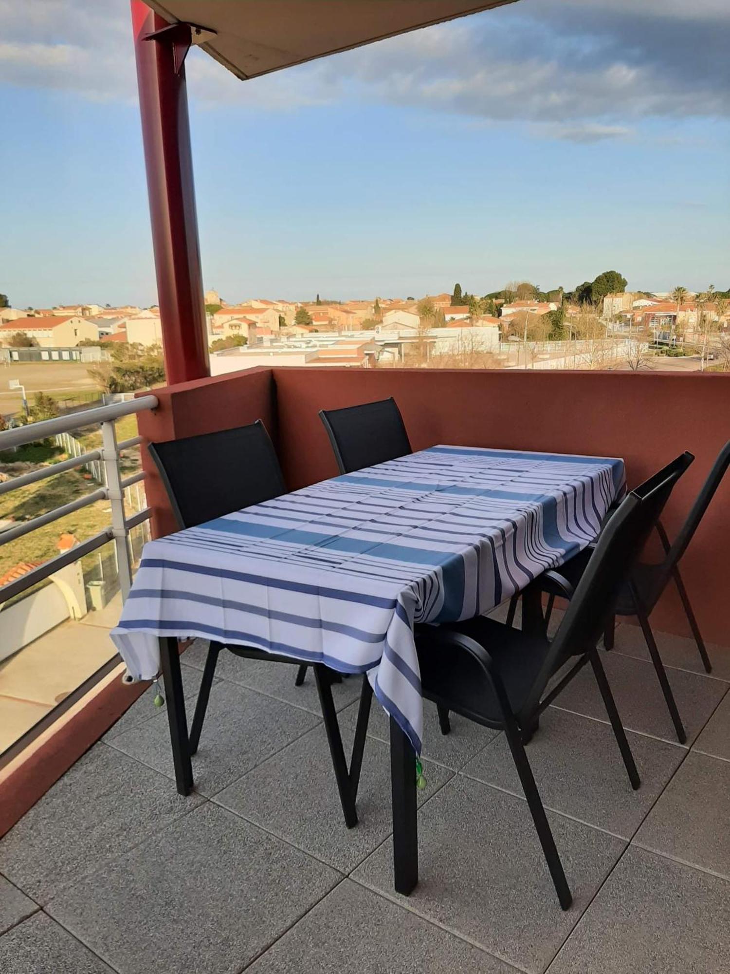 Logement Entier, Calme, Hyper Equipe Saint-Laurent-de-la-Salanque Exterior photo